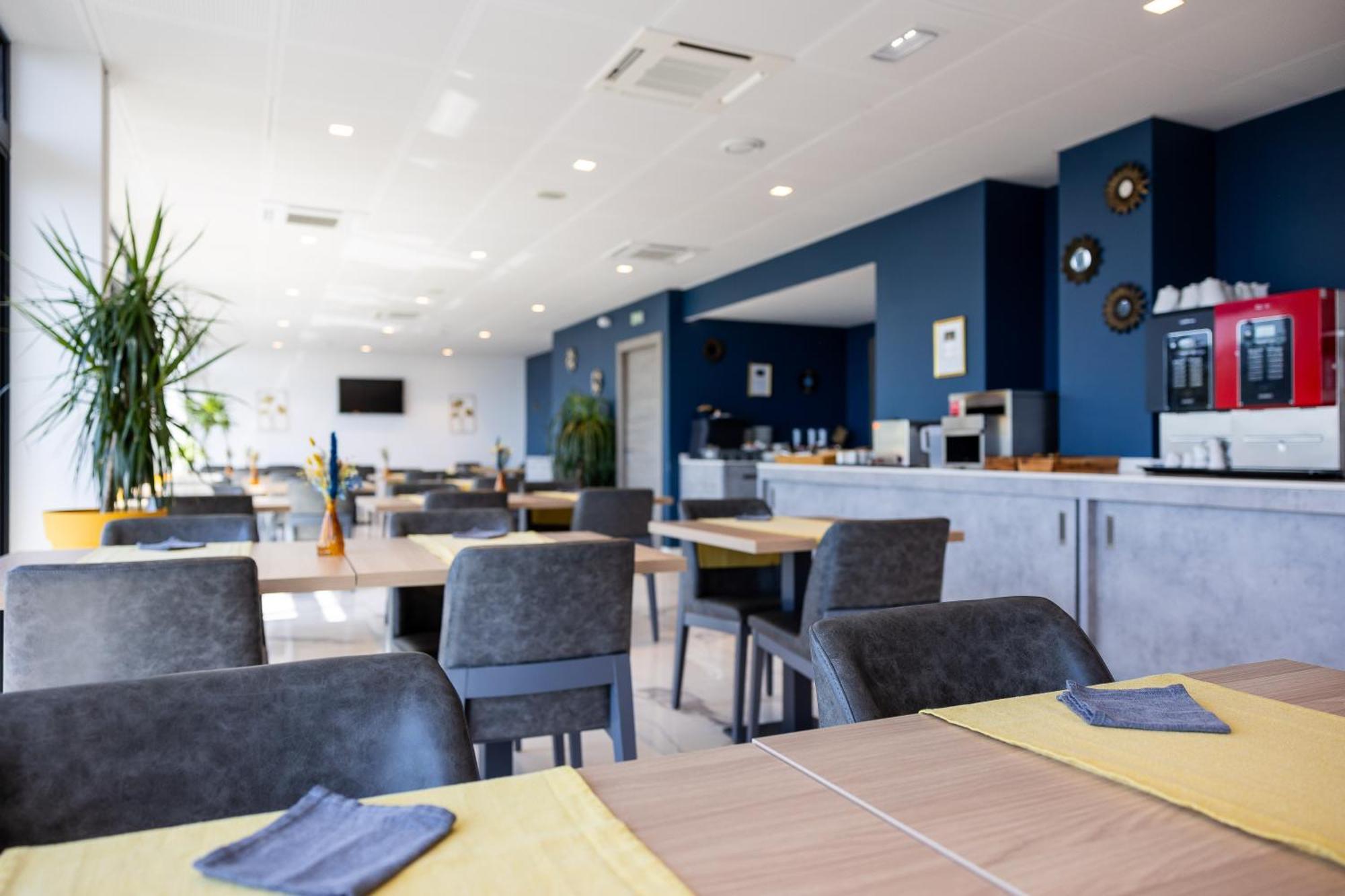 Le Bastia 3* Bastia (Corsica)